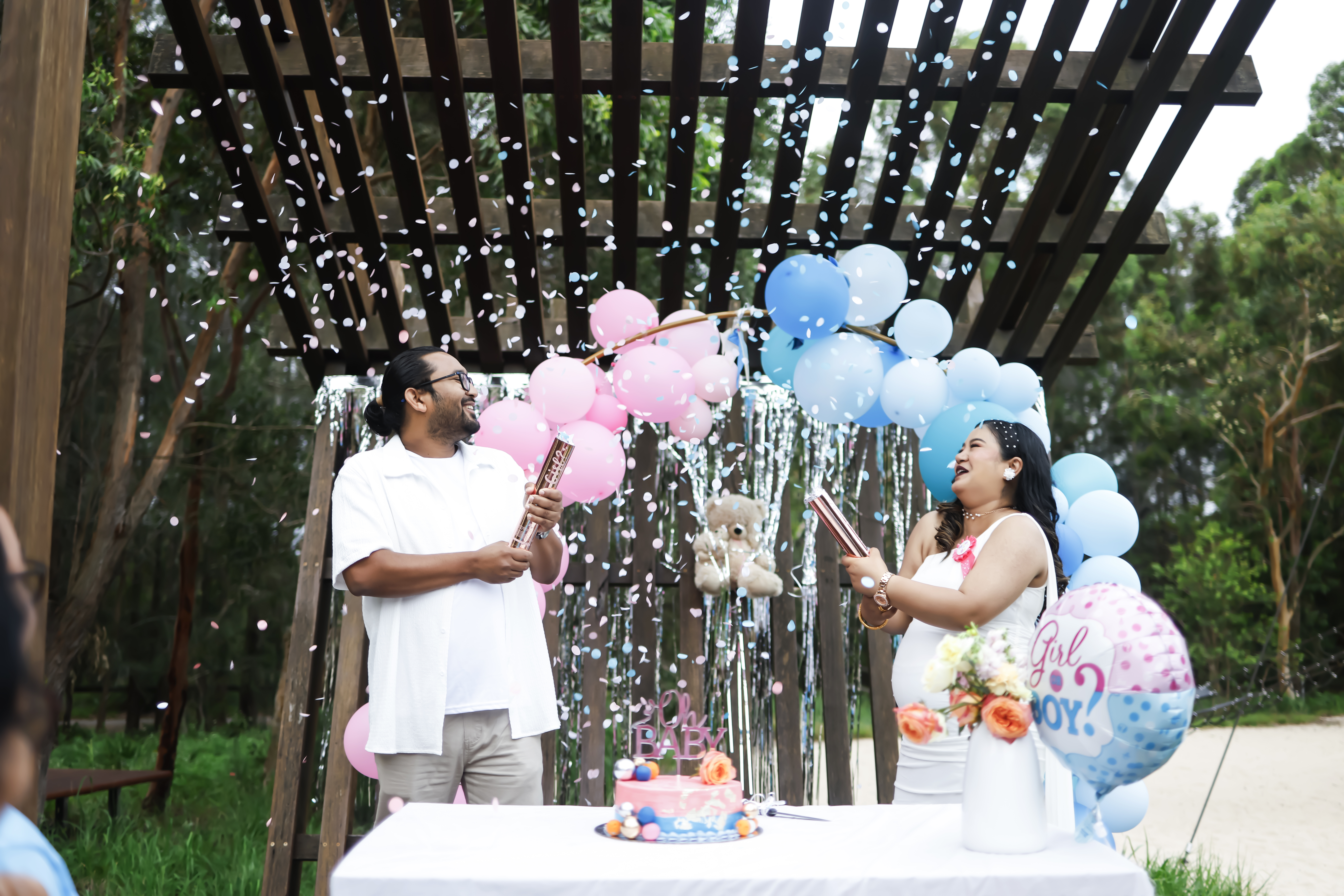Minimalist high key baby shower event coverage